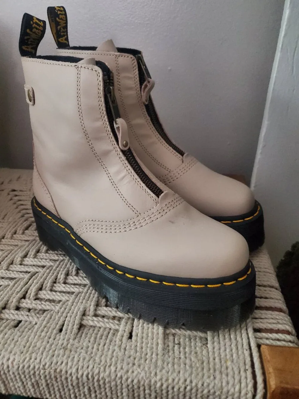 Dr. Martens Jetta Boots in Cream/Tan